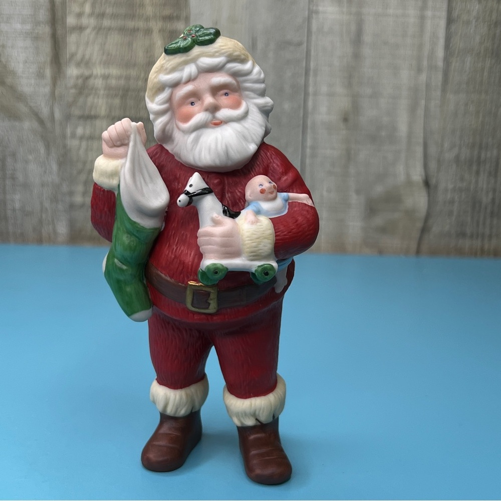 Hallmark Keepsake Ornament 1986 6” Jolly St. Nick Hand Painted Fine Porcelain